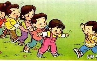老鹰捉小鸡作文250字(老鹰捉小鸡作文250字四年级)