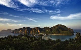 打动人心的情感文案大全(精选直戳人心的情感句子文案大全12句)