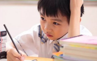 关于观察的作文(关于观察的作文100字)