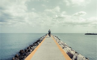 浪漫而不烂俗的高级爱情文案(精选唯美浪漫的爱情简短句子大全25句)