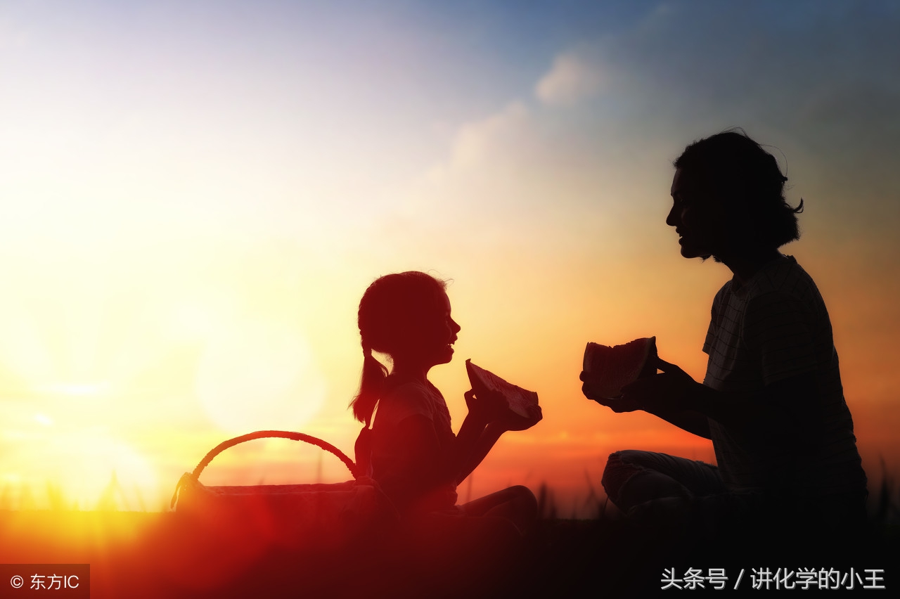 高一优秀作文大全精选800字(高一优秀作文大全精选800字疫情一夜之间)-第4张图片-微作文 高一优秀作文大全精选800字(高一优秀作文大全精选800字疫情一夜之间)-第4张图片-微作文