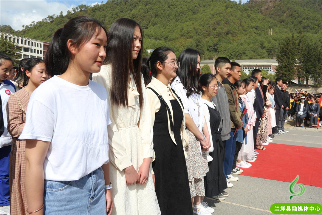 优秀演讲稿范文800字(高中优秀演讲稿范文800字)-第9张图片-微作文