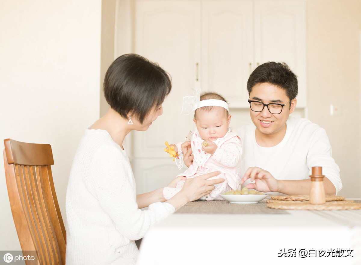 初二作文600字大全(初二作文600字大全写人写事)-第5张图片-微作文 初二作文600字大全(初二作文600字大全写人写事)-第5张图片-微作文