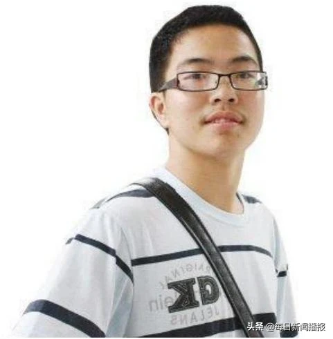 700字优秀作文大全(晒晒我们班的牛人700字优秀作文大全)-第3张图片-微作文 700字优秀作文大全(晒晒我们班的牛人700字优秀作文大全)-第3张图片-微作文